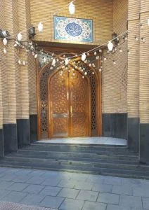 مسجد النور – میدان فاطمی